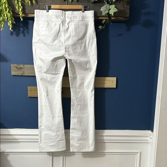 NYDJ White Jeans. Sz 16L NWOT - Picture 2 of 8
